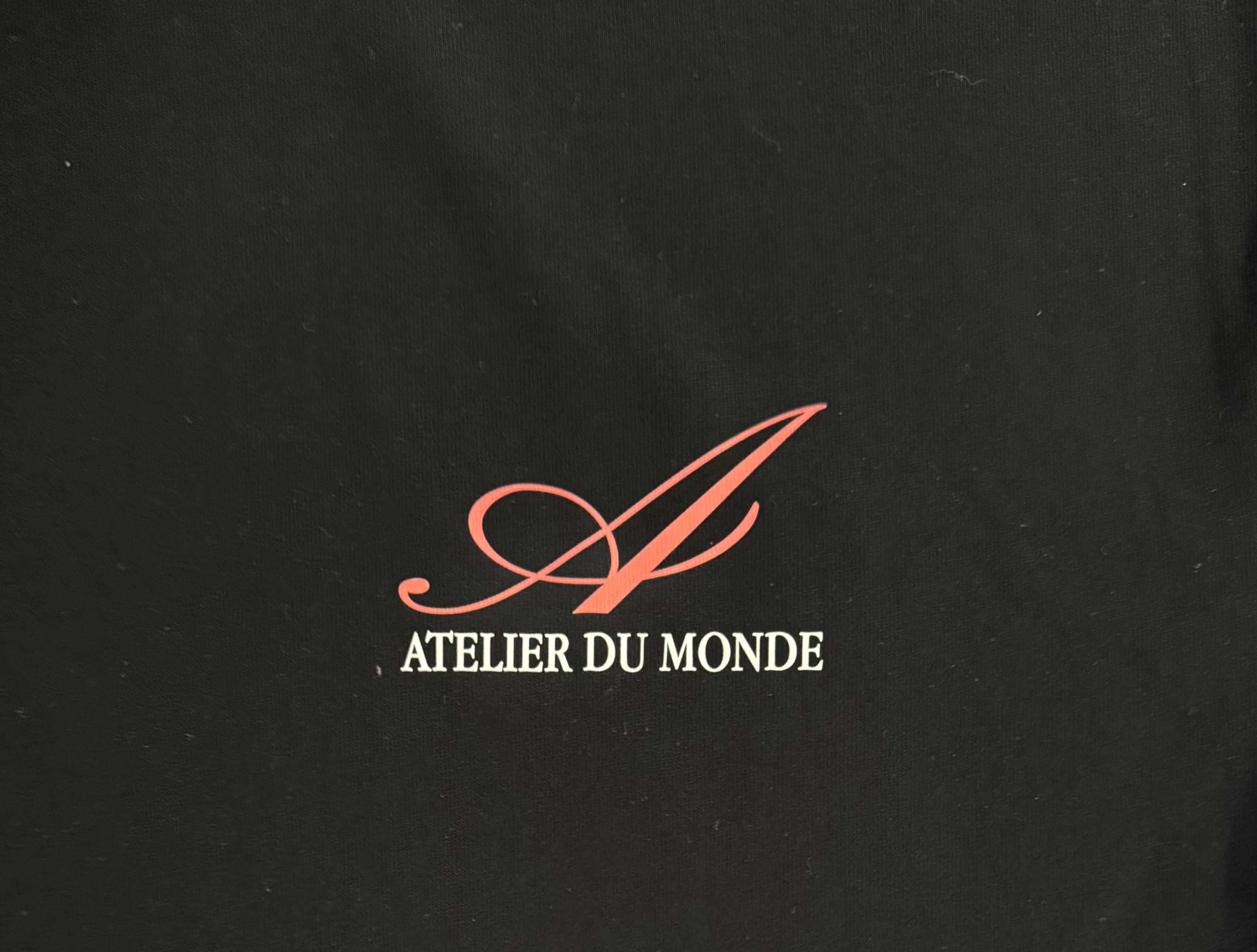 Le Monde est a nous Tee Black